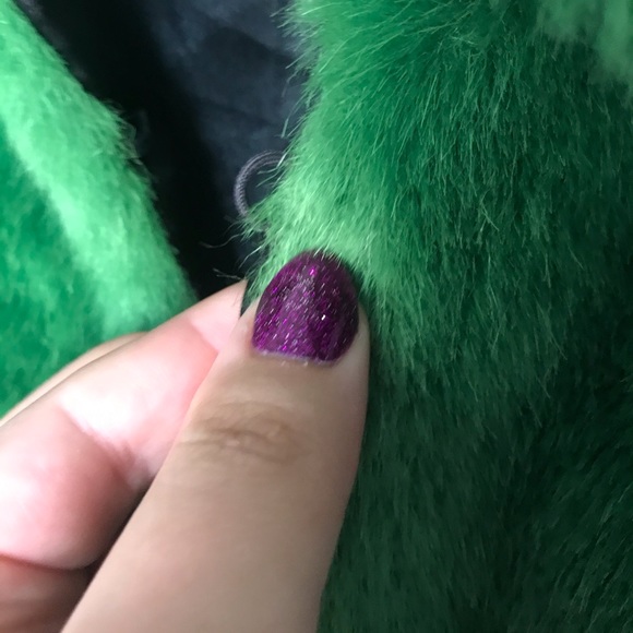 Faux Fur Green Glam Coat - Picture 3 of 6